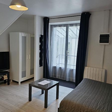 Meung Sur Loire Sur La Route Des Chateaux Exterior foto
